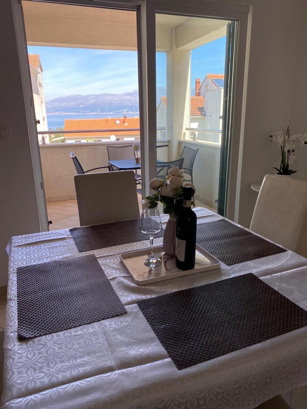 Apartman Emil Supetar Exteriér fotografie