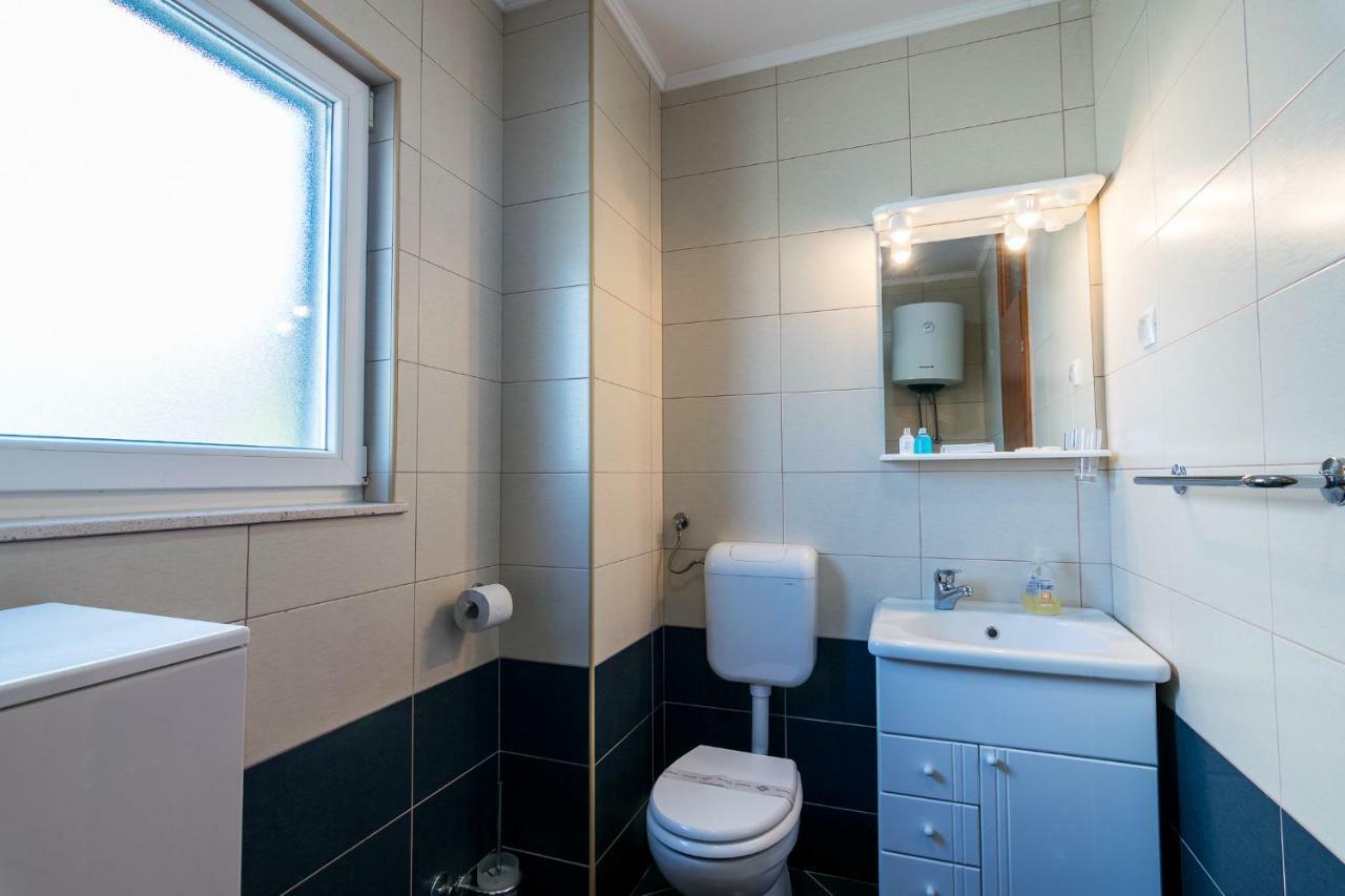 Apartman Emil Supetar Exteriér fotografie